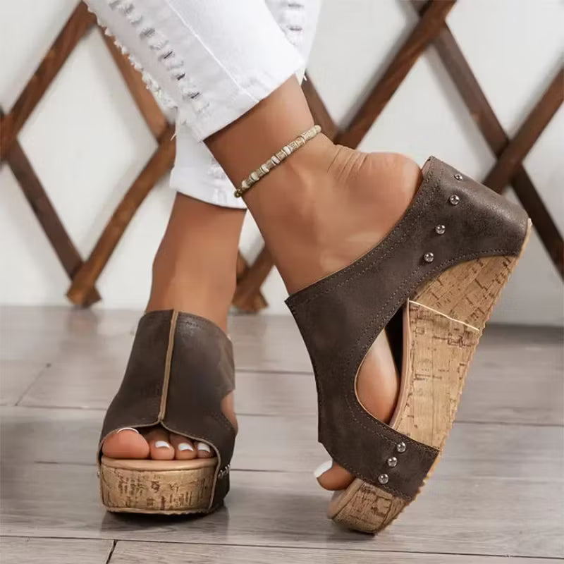 Viviana | Eleganza con un Tocco Audace
